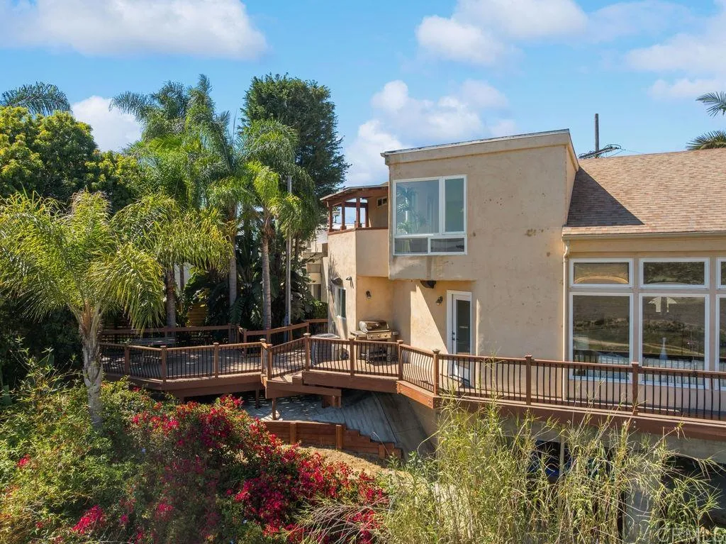 https://cdn.realtyfeed.com/cdn/127/306667271/2c310aea1992b04aab641771f840a320.webp
