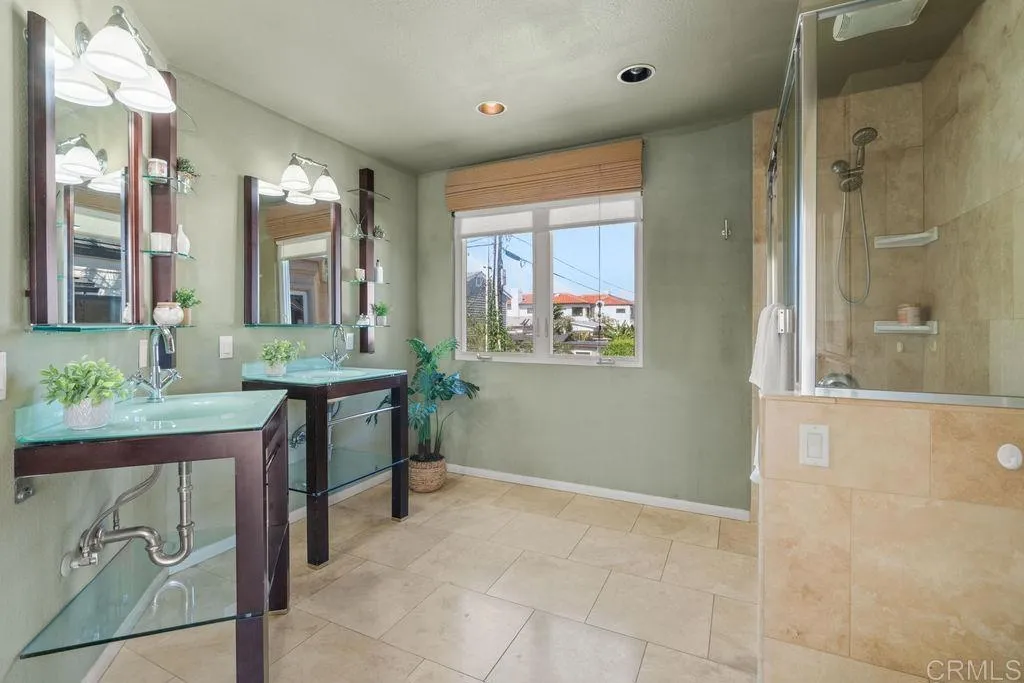 https://cdn.realtyfeed.com/cdn/127/306667271/599dc12cc1578c7903641ada9fed9193.webp