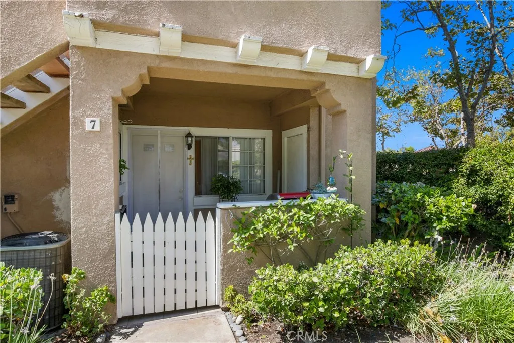7 Via Cresta, Rancho Santa Margarita, CA 92688 - Photo 2 of 16, Rancho Santa Margarita, CA