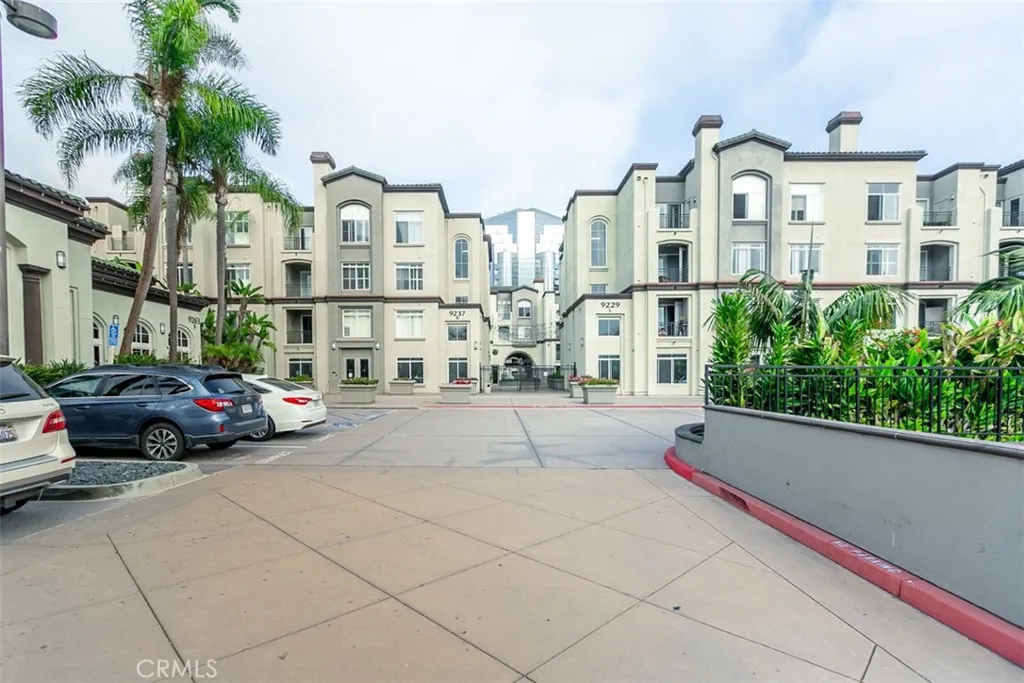 https://cdn.realtyfeed.com/cdn/127/306667292/4d8d419ff7ef75762c8ec58cc4a8f1fe.webp