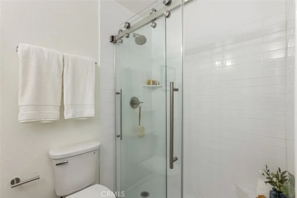 Photo #27: NP26056262 Listing: Photo #27
