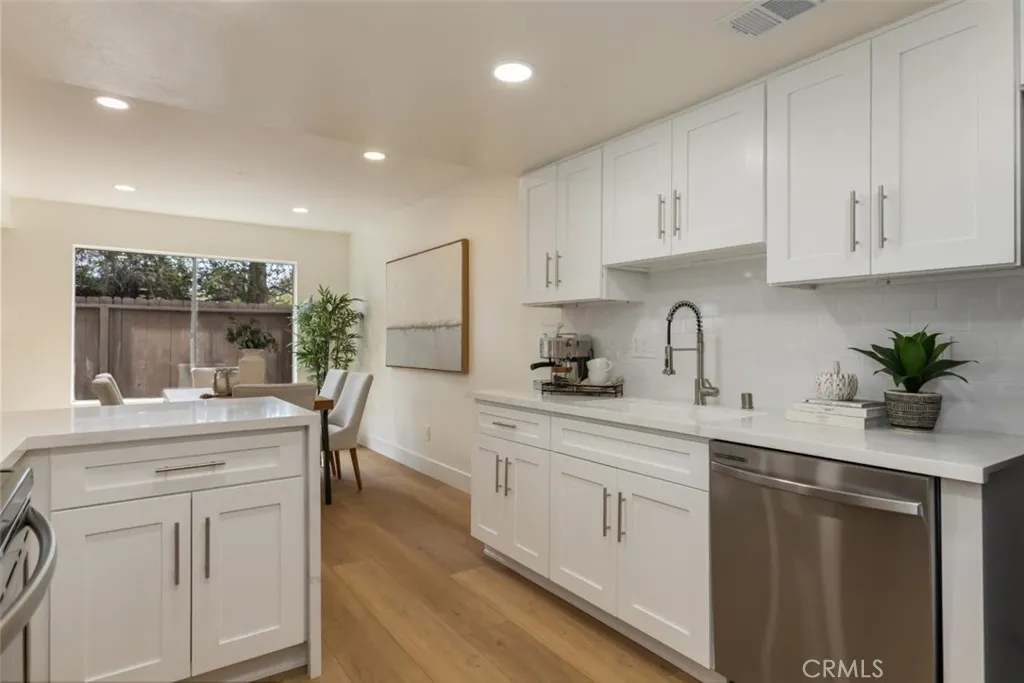 Photo #6: NP26056262 Listing: Photo #6