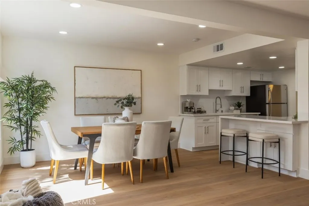 Photo #8: NP26056262 Listing: Photo #8