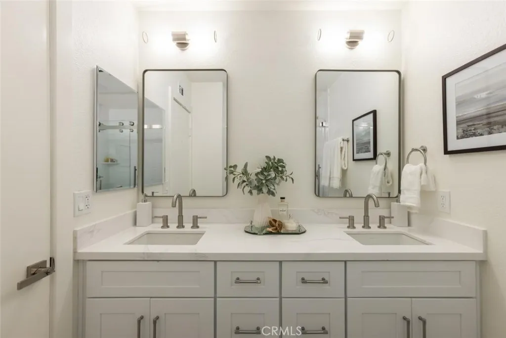 https://cdn.realtyfeed.com/cdn/127/306667361/bf7699c74e6829c7ad809fc0184aa332.webp