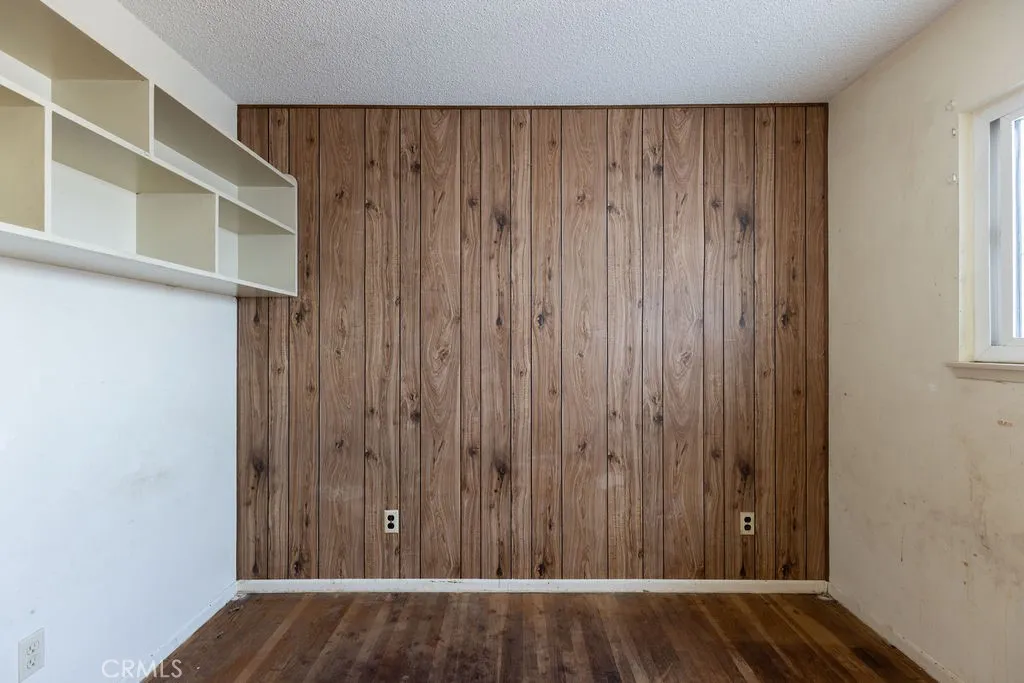 Photo #31: DW26056884 Listing: Photo #31