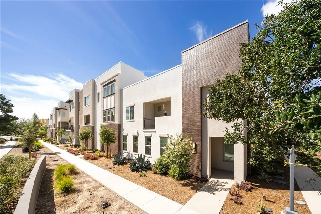Irvine, CA 92618