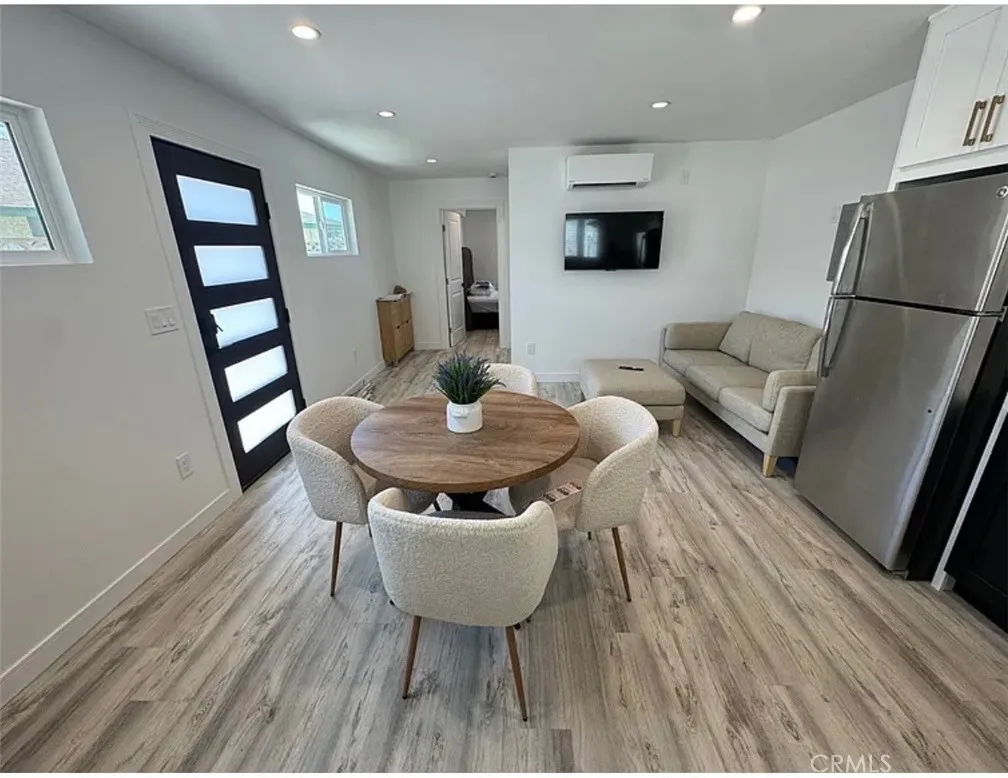 6885 Shoshonee Unit B, Buena Park, CA 90620 - Photo 5 of 17, Buena Park, CA