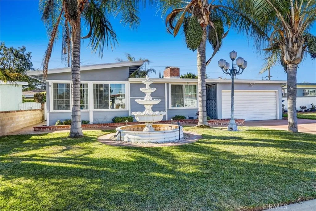 Bellflower, CA 90706