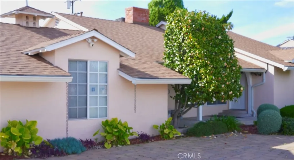 Sherman Oaks, CA 91401