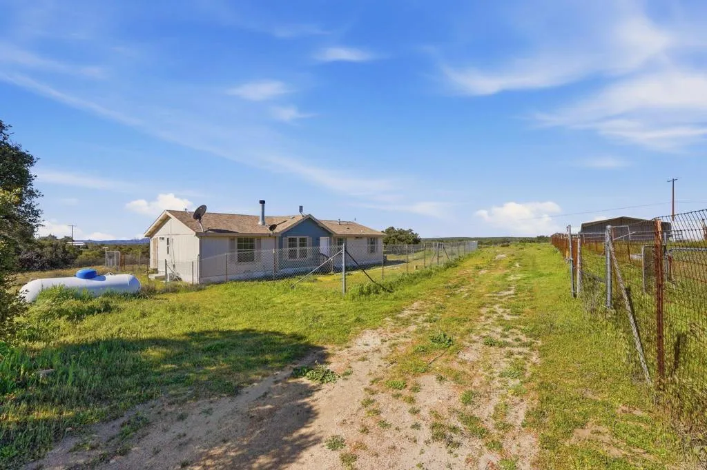 https://cdn.realtyfeed.com/cdn/127/306667585/4be1d57401af837e80552d106d7201a2.webp