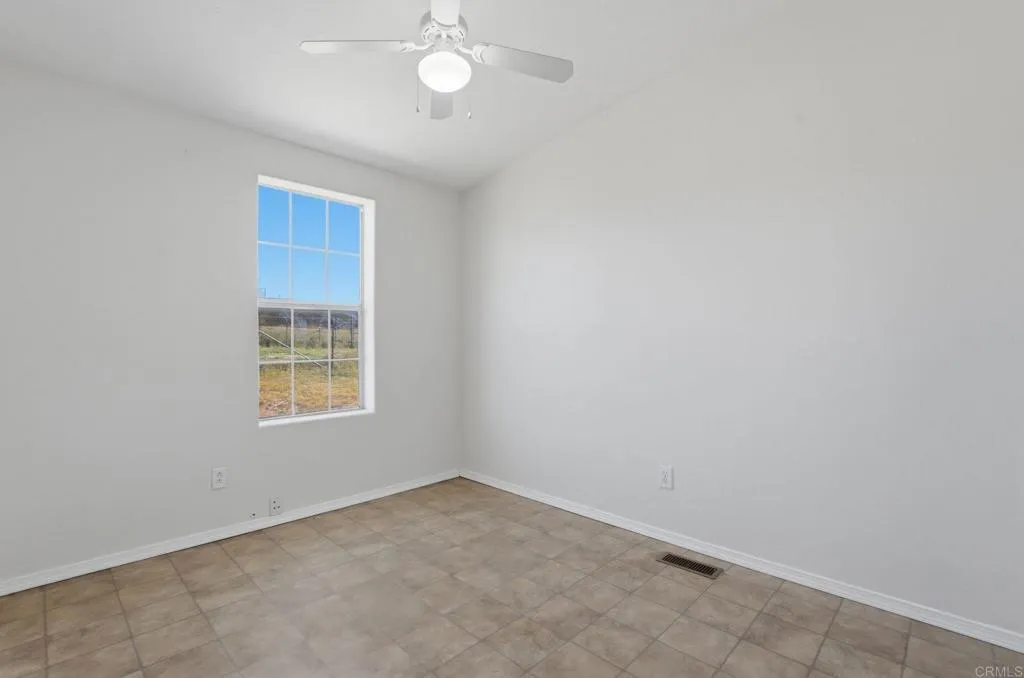 https://cdn.realtyfeed.com/cdn/127/306667585/9fce9fa77d000911009ae9ba7a252330.webp