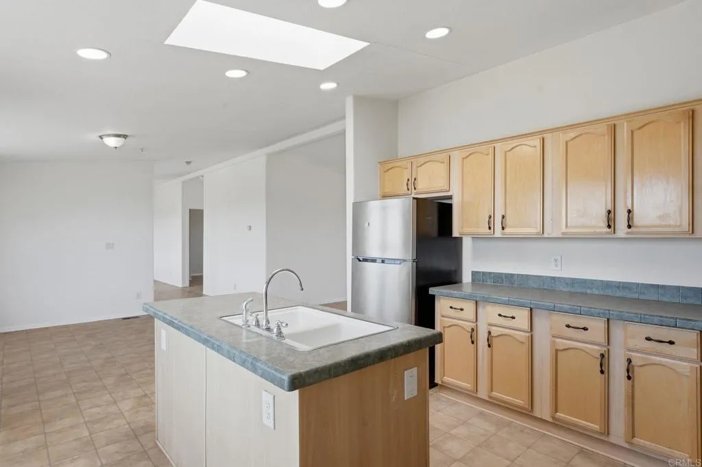 https://cdn.realtyfeed.com/cdn/127/306667585/e7efa00f1227ba9ffc4a1662e68e3012.webp