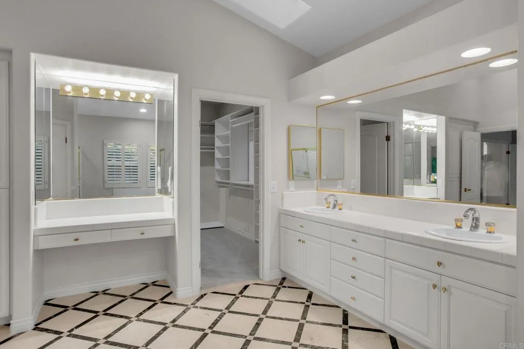 https://cdn.realtyfeed.com/cdn/127/306667591/1756383d667c1b040749c6c207c8a286.webp