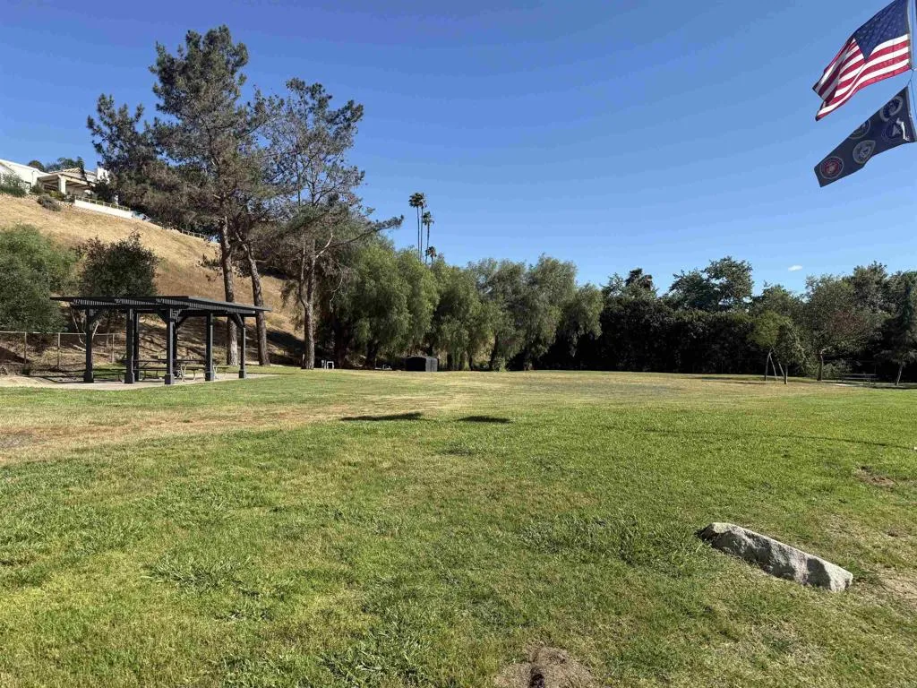 https://cdn.realtyfeed.com/cdn/127/306667591/5962f10f5ed6f0c27d17c8346b34929f.webp
