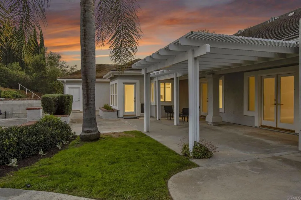https://cdn.realtyfeed.com/cdn/127/306667591/64d7c10d0c1406d8d39b23d234d5fedd.webp
