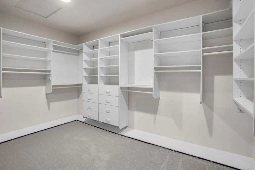 https://cdn.realtyfeed.com/cdn/127/306667591/70746ad0a09a0e146915e4053430fcc8.webp