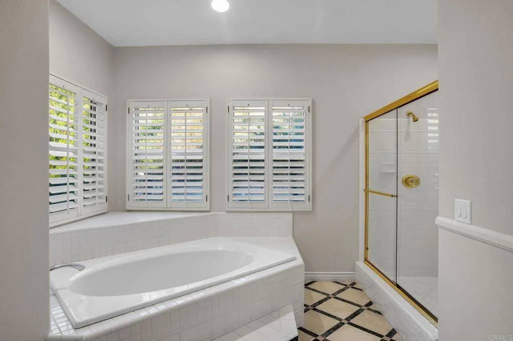 https://cdn.realtyfeed.com/cdn/127/306667591/d162ae2c6465e644da9ce712fb57ddf1.webp