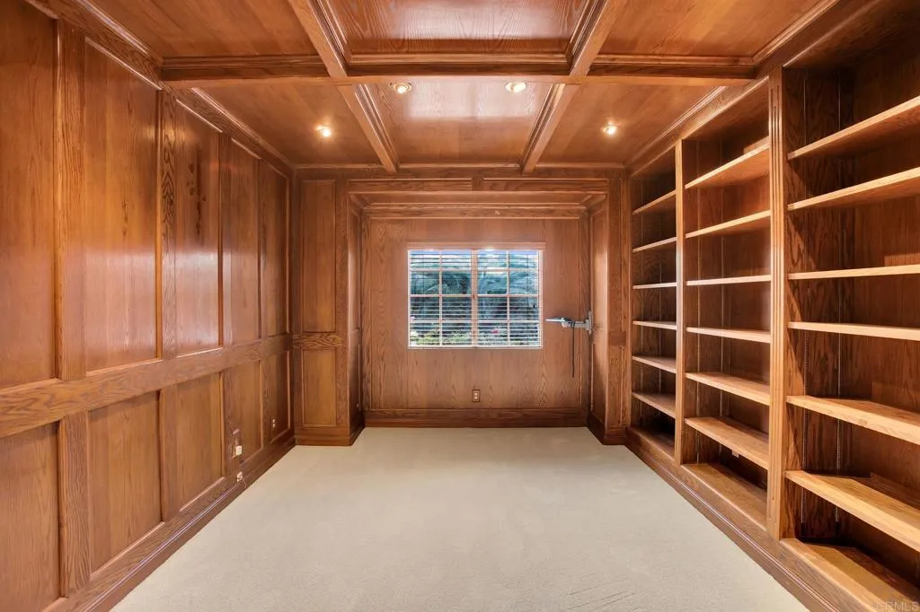 https://cdn.realtyfeed.com/cdn/127/306667591/e01d816149da1804ee272bd17b364ecf.webp