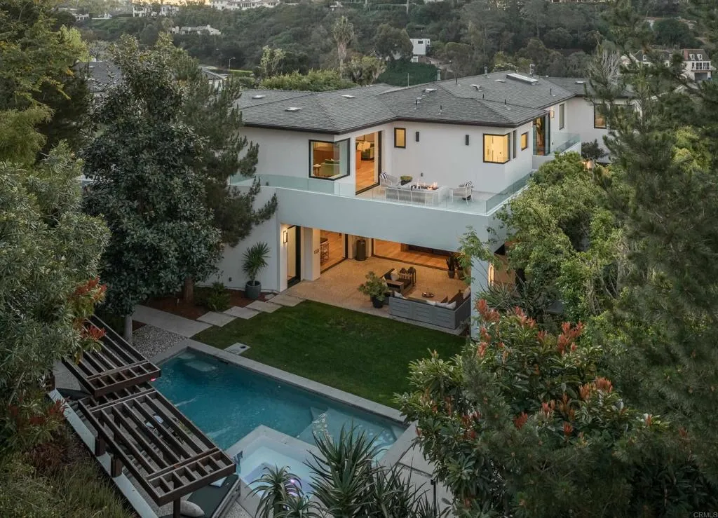 https://cdn.realtyfeed.com/cdn/127/306667608/60c5250b893d316be79c80a3241f389f.webp