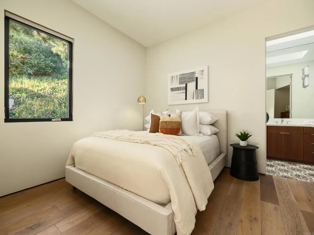 https://cdn.realtyfeed.com/cdn/127/306667608/bfdd5ce4a224fa19e06799c5f6db7f06.webp