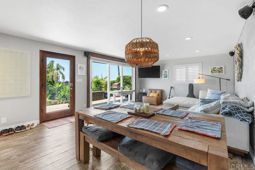 837 Dewitt Avenue, Encinitas, CA, 92024