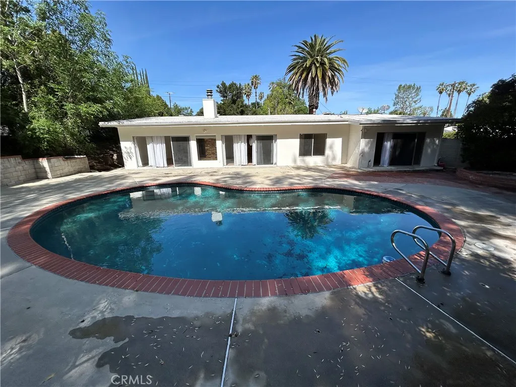 Woodland Hills, CA 91367