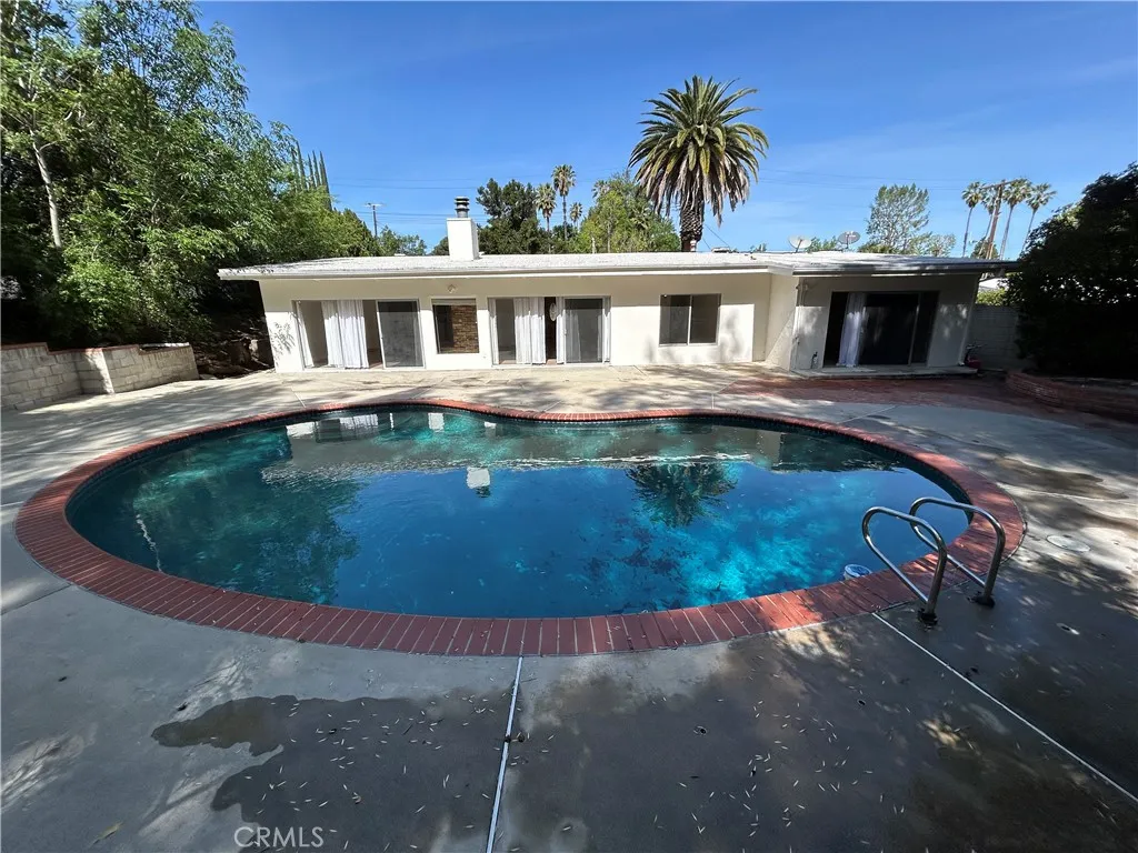 Woodland Hills, CA 91367