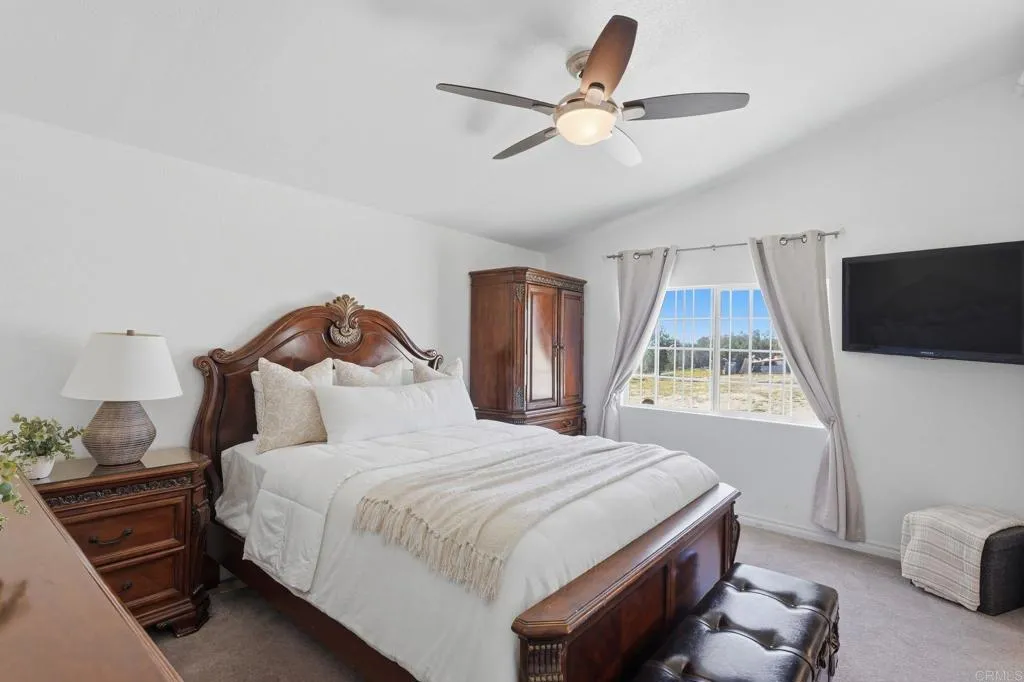 https://cdn.realtyfeed.com/cdn/127/306667832/7ef65be1c9a76448a590458e5e16a7dd.webp