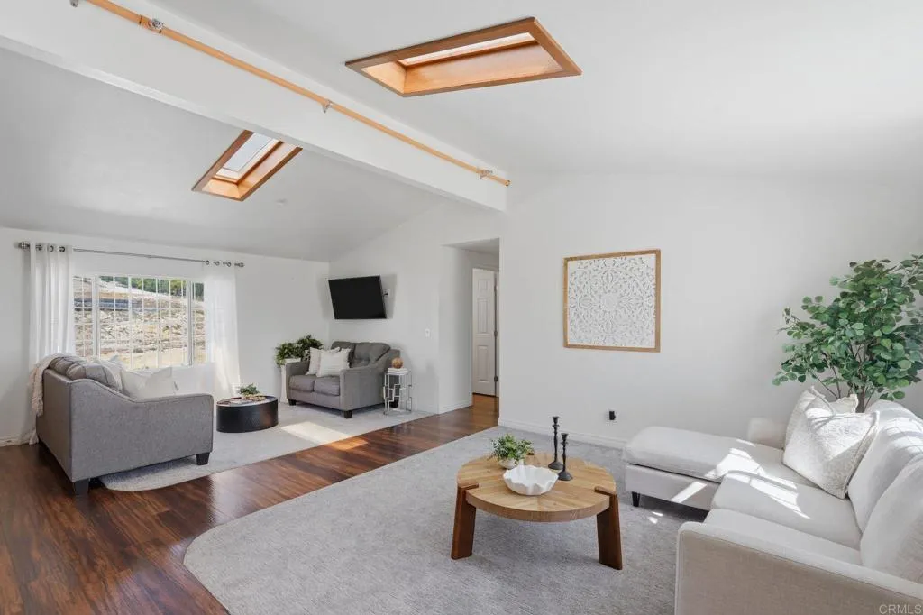 https://cdn.realtyfeed.com/cdn/127/306667832/8676999bcbd36b7cf9dbffac6542a012.webp