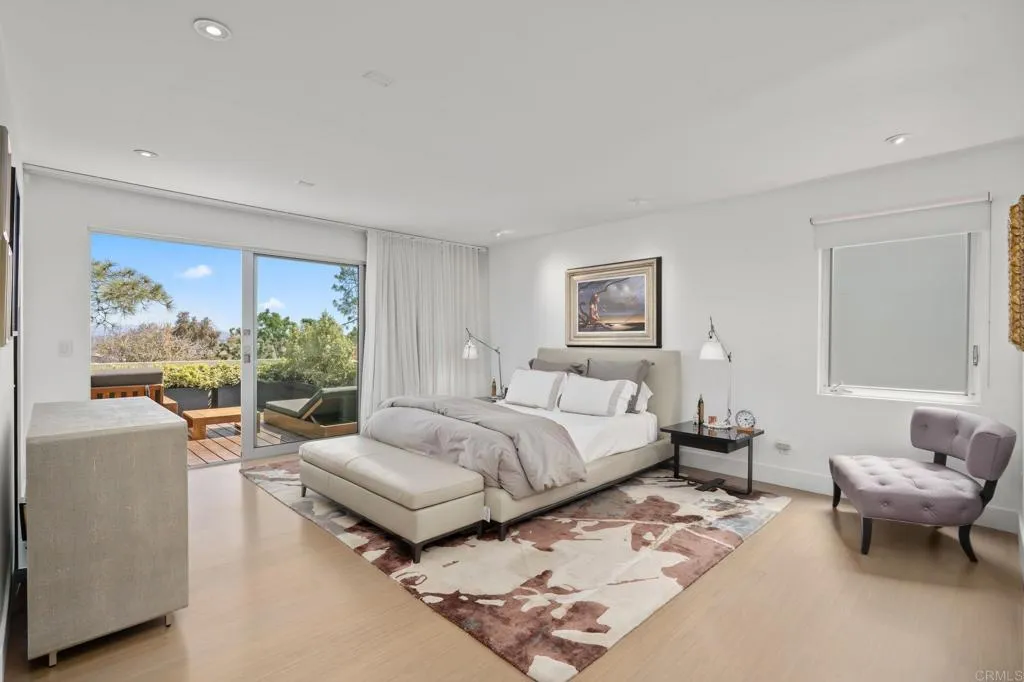 https://cdn.realtyfeed.com/cdn/127/306667895/5eabf3f7d4649436b06a9e23258941ac.webp