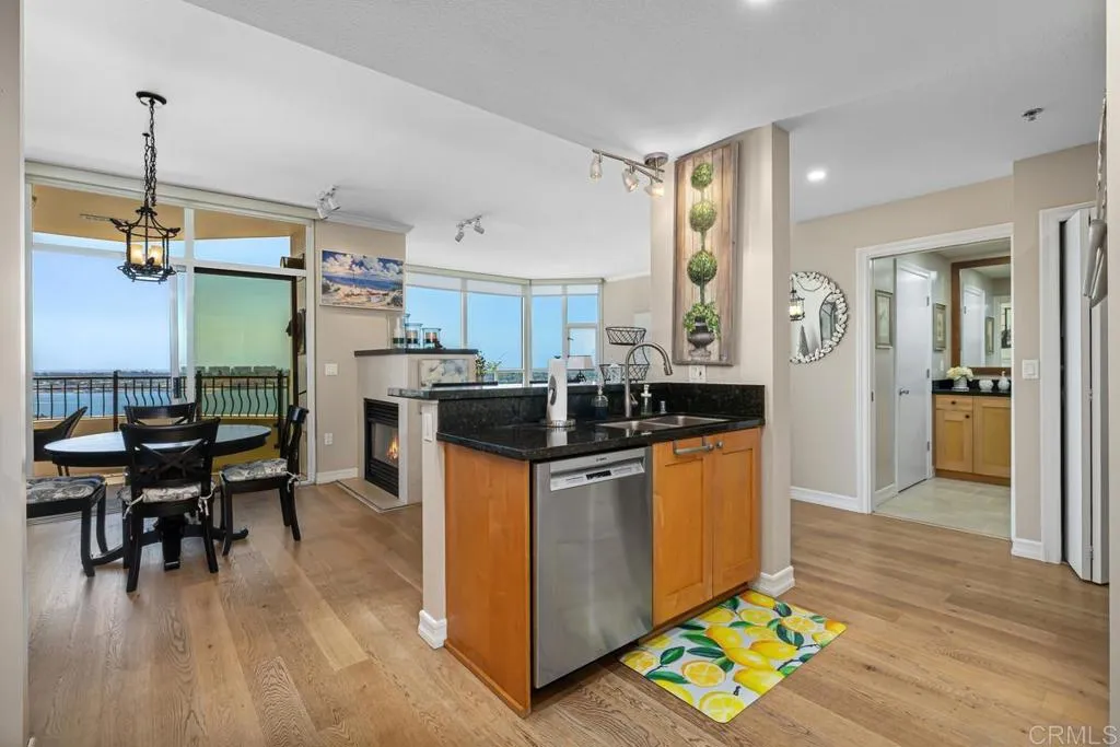700 Harbor Drive UNIT 1703, San Diego, CA, 92101