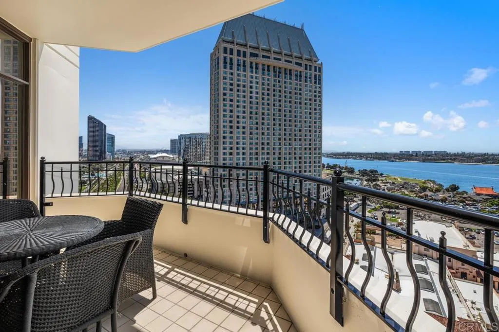 700 Harbor Drive UNIT 1703, San Diego, CA, 92101