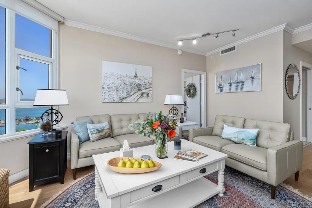 700 Harbor Drive UNIT 1703, San Diego, CA, 92101