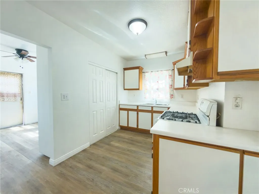 https://cdn.realtyfeed.com/cdn/127/306668033/17cf3de85bebb8809f554179328830c9.webp