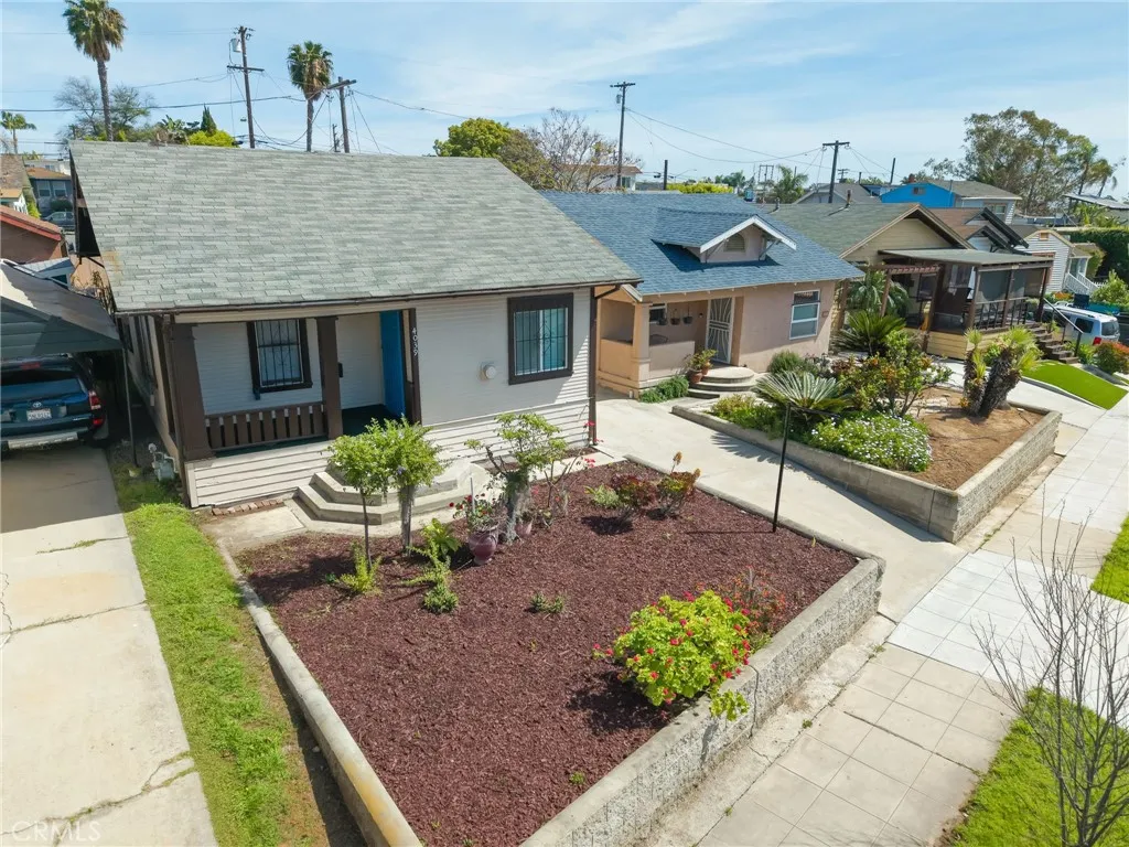 https://cdn.realtyfeed.com/cdn/127/306668033/8d4c6784539504a5fc2b50c19164d3cc.webp