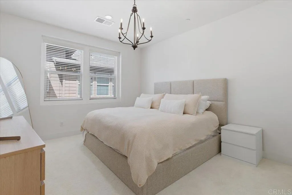 Photo #12: PTP2602015 Listing: Photo #12