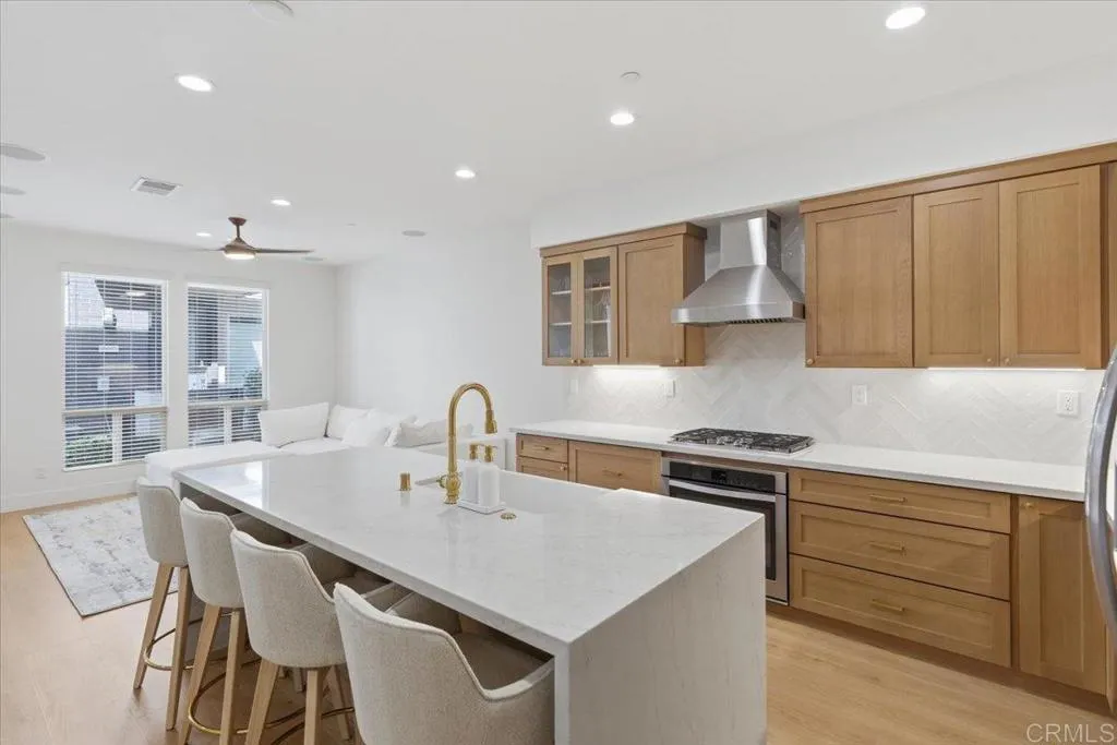 Photo #8: PTP2602015 Listing: Photo #8