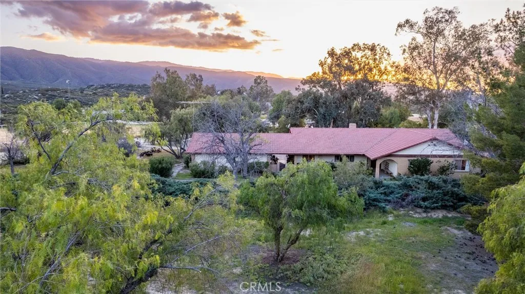 https://cdn.realtyfeed.com/cdn/127/306668089/110abdc806d0454a7d9ad65cba2a3afb.webp