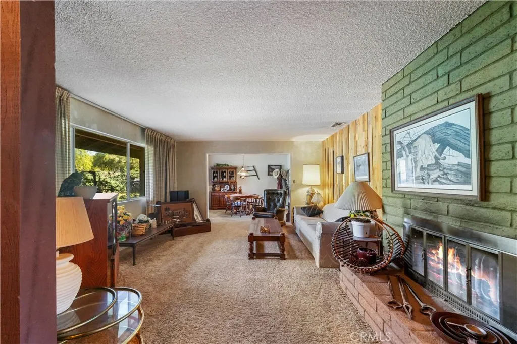 https://cdn.realtyfeed.com/cdn/127/306668089/aff706a5bde93c9549f01b05d53ca4e8.webp
