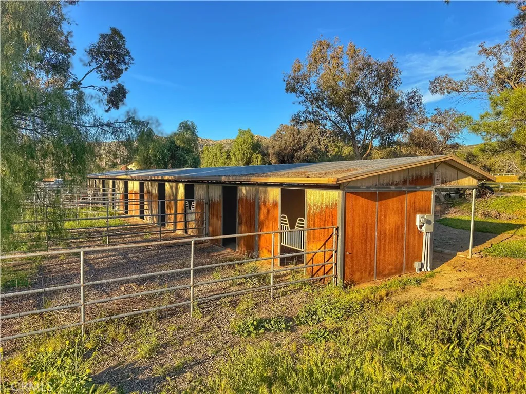 https://cdn.realtyfeed.com/cdn/127/306668089/e2552c944f4e952f50d669dd2dd9a31a.webp