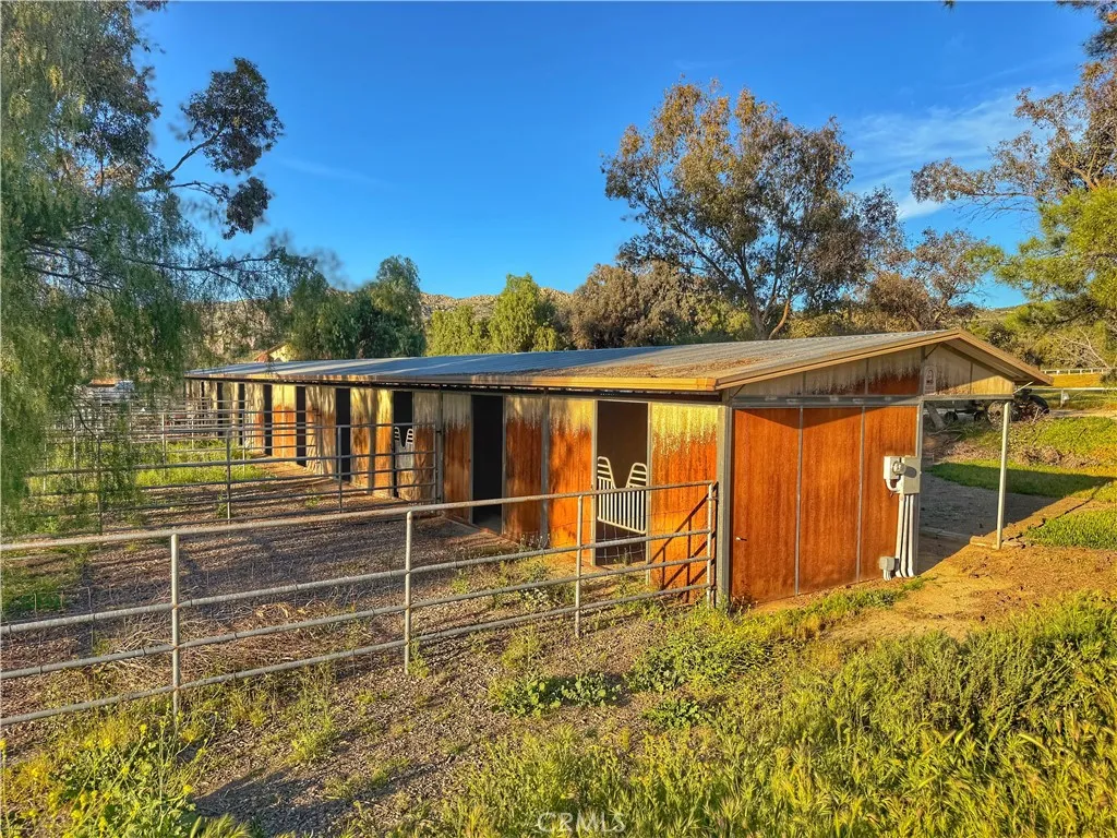 https://cdn.realtyfeed.com/cdn/127/306668089/eb7fa7386e3ef606f9c85bf74f6fd2b6.webp