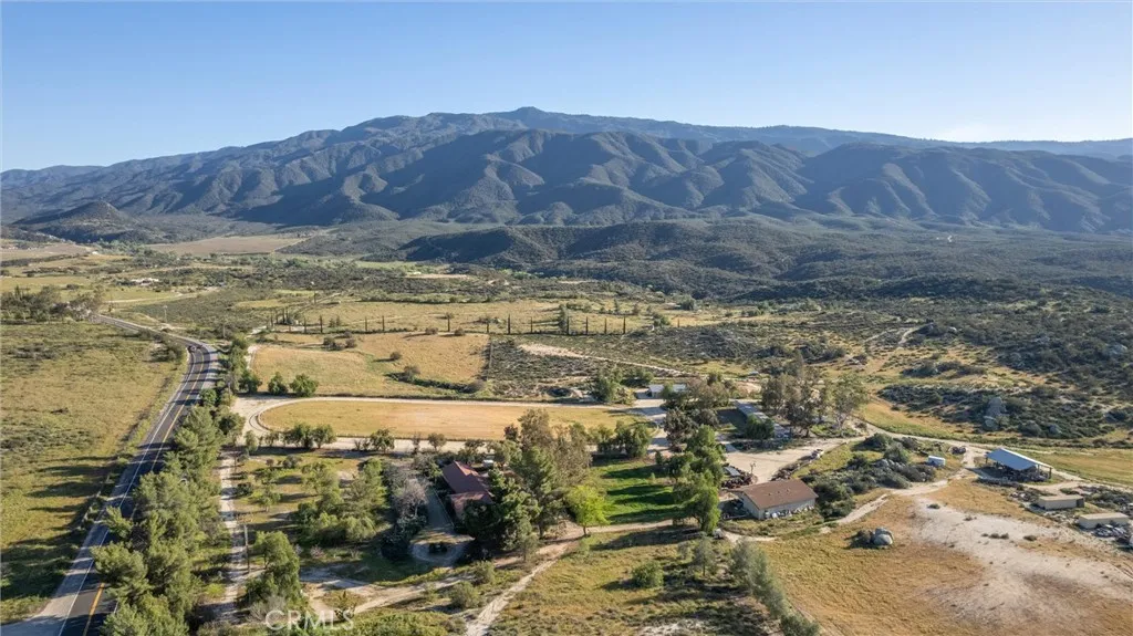 https://cdn.realtyfeed.com/cdn/127/306668089/ee0c624f3156242d004098e0b20ee2cf.webp