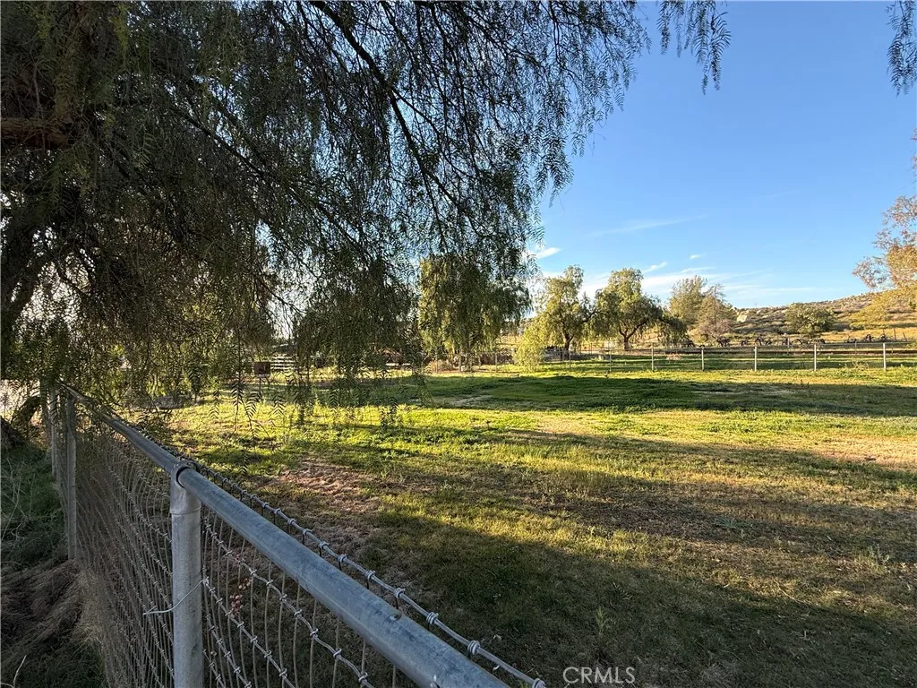 https://cdn.realtyfeed.com/cdn/127/306668089/fa2ec1153fca5aedb1148449e14d469e.webp