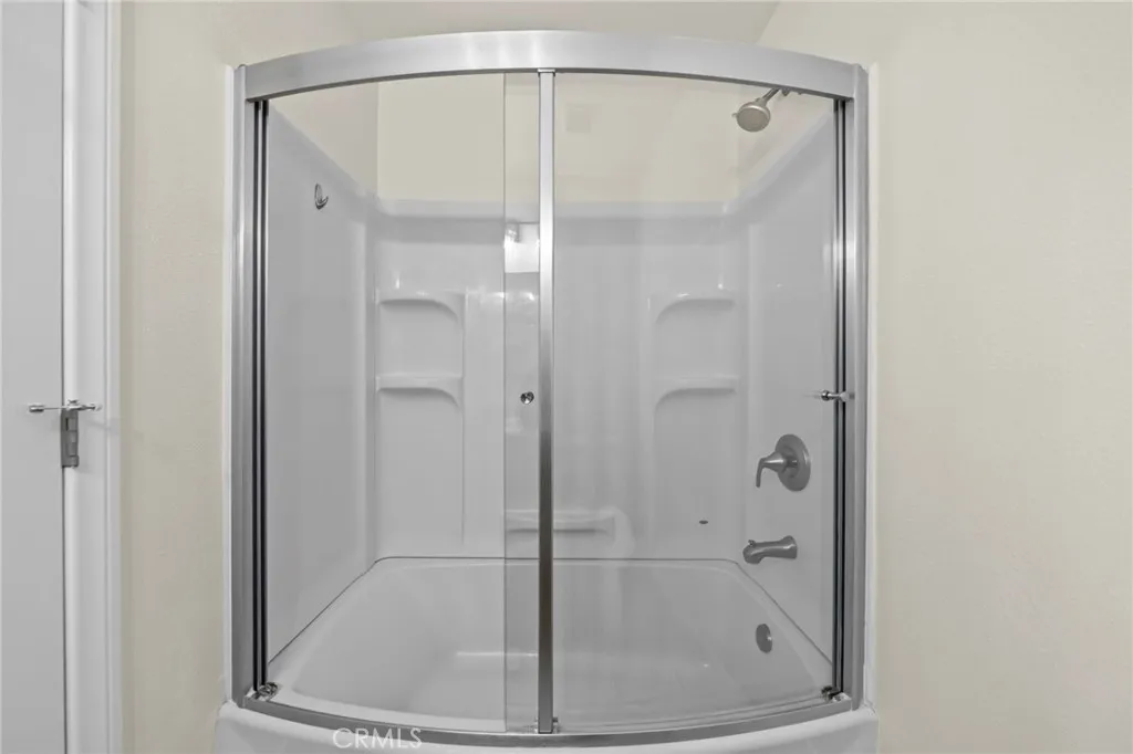 https://cdn.realtyfeed.com/cdn/127/306668112/855ec4e46153c690f62a57dd54641658.webp