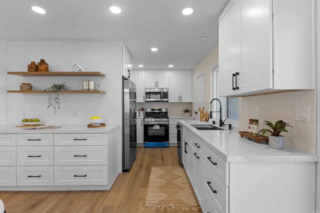https://cdn.realtyfeed.com/cdn/127/306668132/af691e10023ab035c31d07acb9359a03.webp