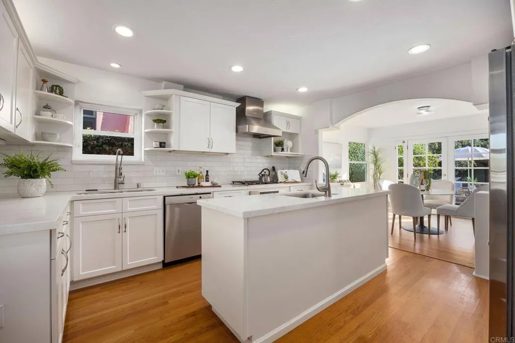 https://cdn.realtyfeed.com/cdn/127/306668144/ae1052522502fc690c97bfcacd93d27a.webp