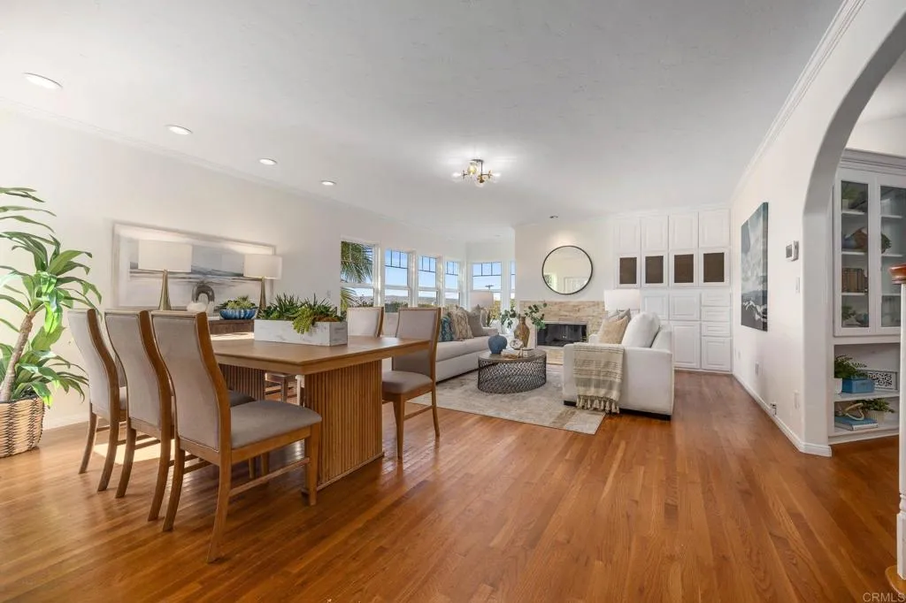 https://cdn.realtyfeed.com/cdn/127/306668144/fd996599d2c5a6b3945ca7f35029ad4c.webp