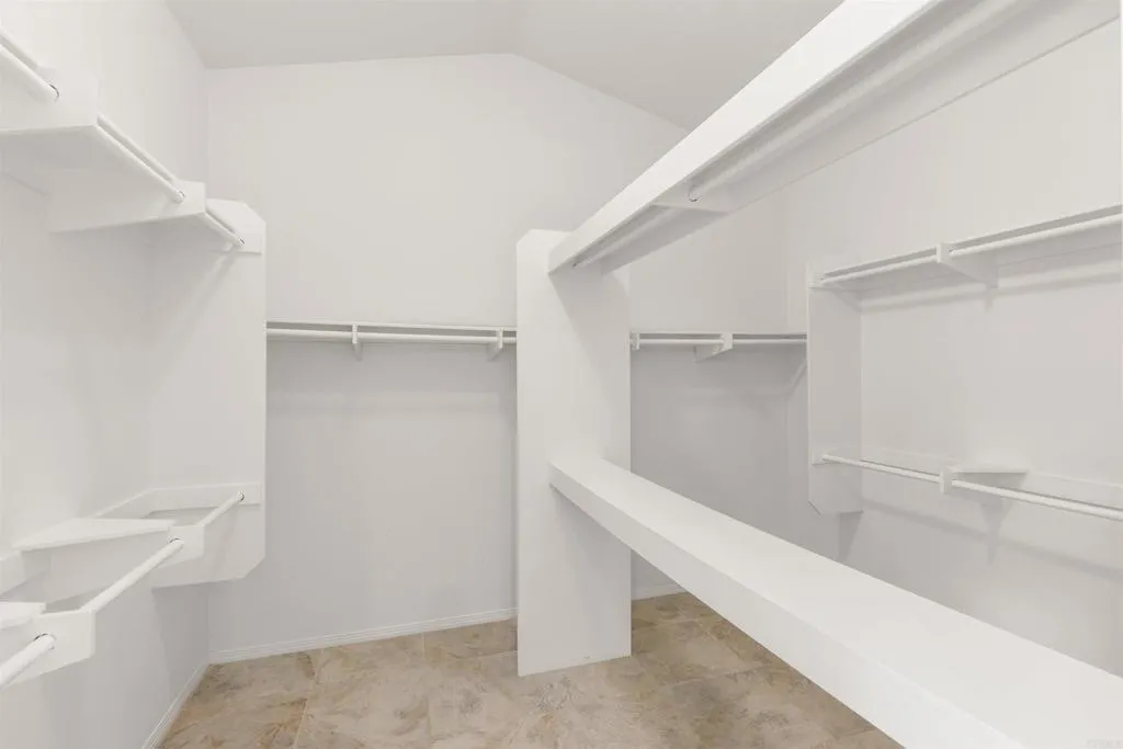 https://cdn.realtyfeed.com/cdn/127/306668149/8c50aa2fc08090e291e524b80f44422c.webp