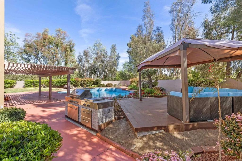 https://cdn.realtyfeed.com/cdn/127/306668149/ab0f02366b43241a976a4c56f125988d.webp