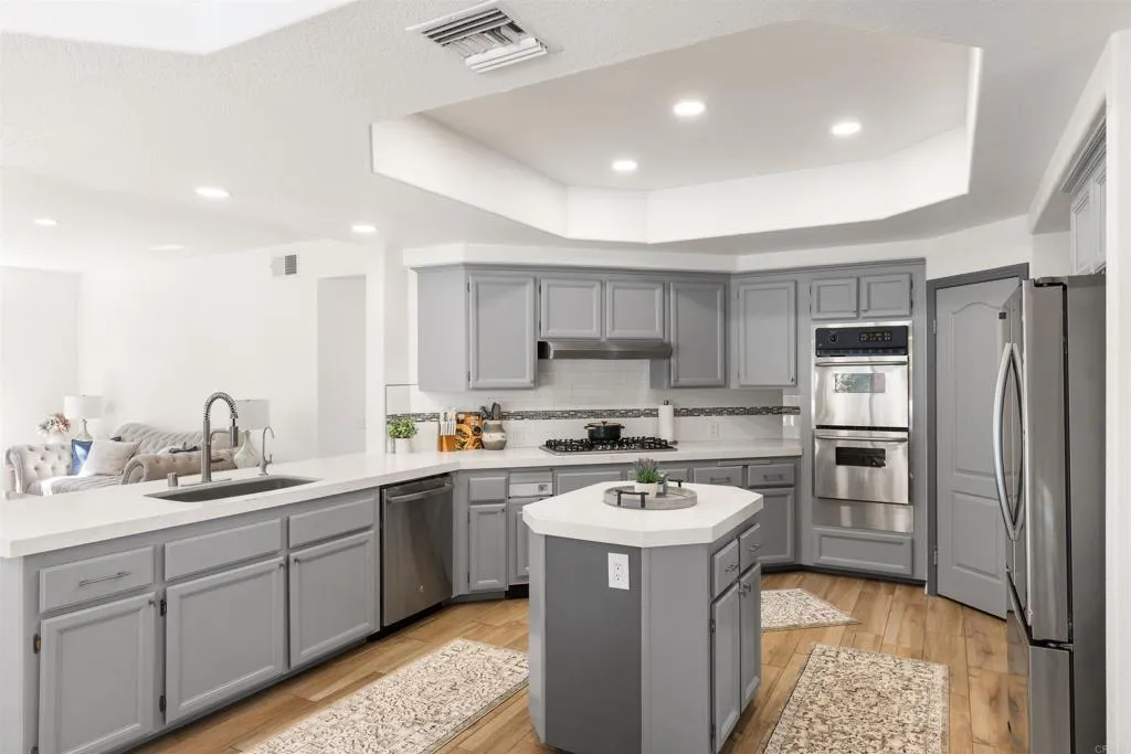 https://cdn.realtyfeed.com/cdn/127/306668149/b3c6e9a12c2189ab7dfc9680d70bd2e1.webp